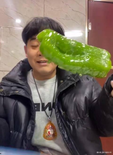 文安吃瓜事件网红视频大全,网红视频大盘点，揭秘网络热点背后的真相