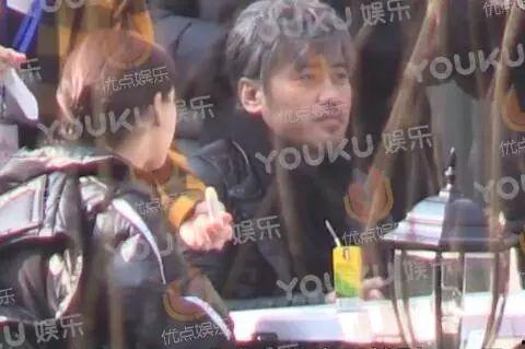 吃瓜孩子打架视频真实,吃瓜孩子打架事件引发热议