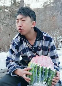 男人吃雪瓜视频大全,男人味蕾的极致诱惑
