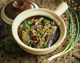 一只鱼吃茄瓜视频播放,揭秘鱼儿钟爱的茄瓜美味瞬间