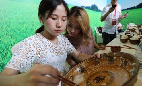 吃瓜少女张小宴视频播放,揭秘娱乐圈幕后故事